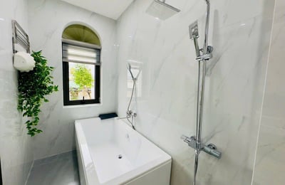 Miete eines neuen Hauses mit 3 Schlafzimmern im Stadtteil Lien Chieu, Da Nang, Vietnam